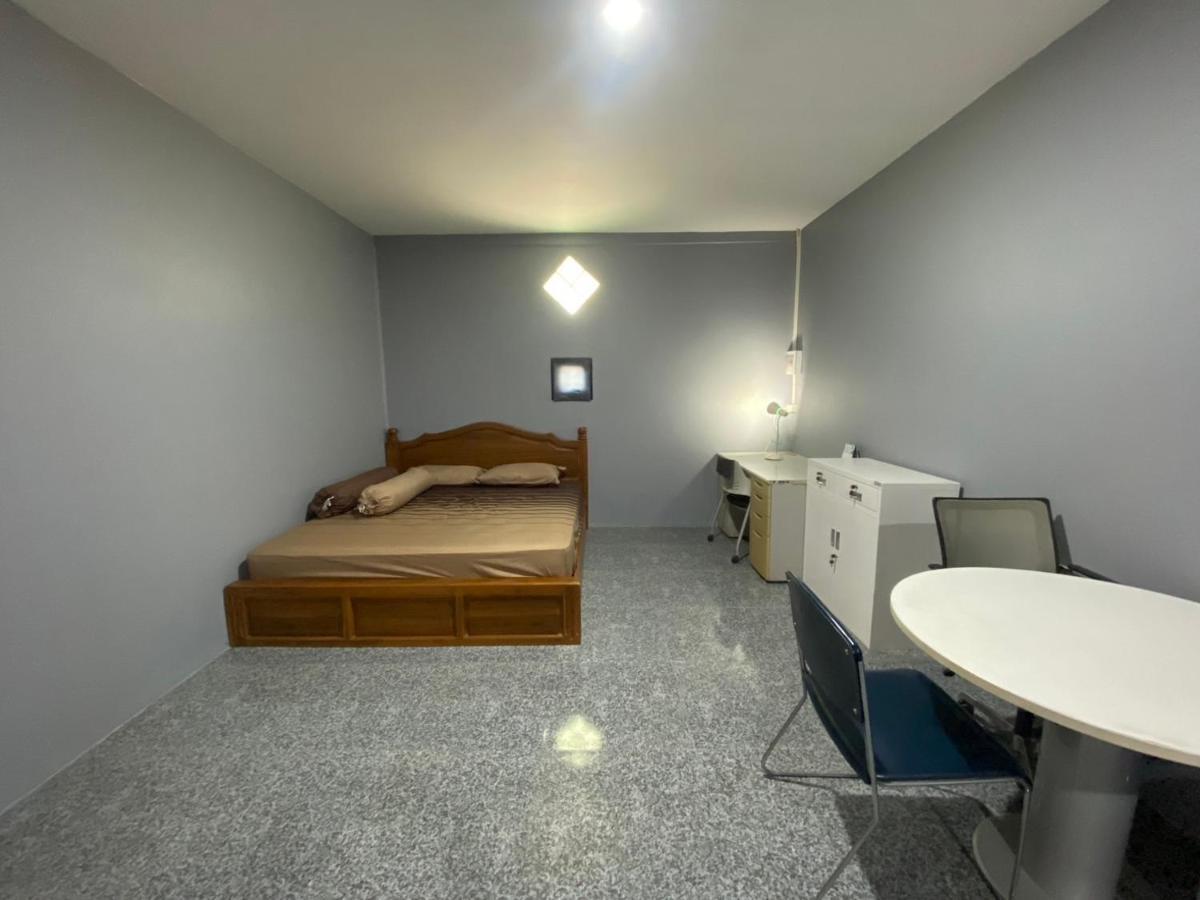 Tk House ห้องพักท่าตะเกียบ Nok Khao Ngoại thất bức ảnh